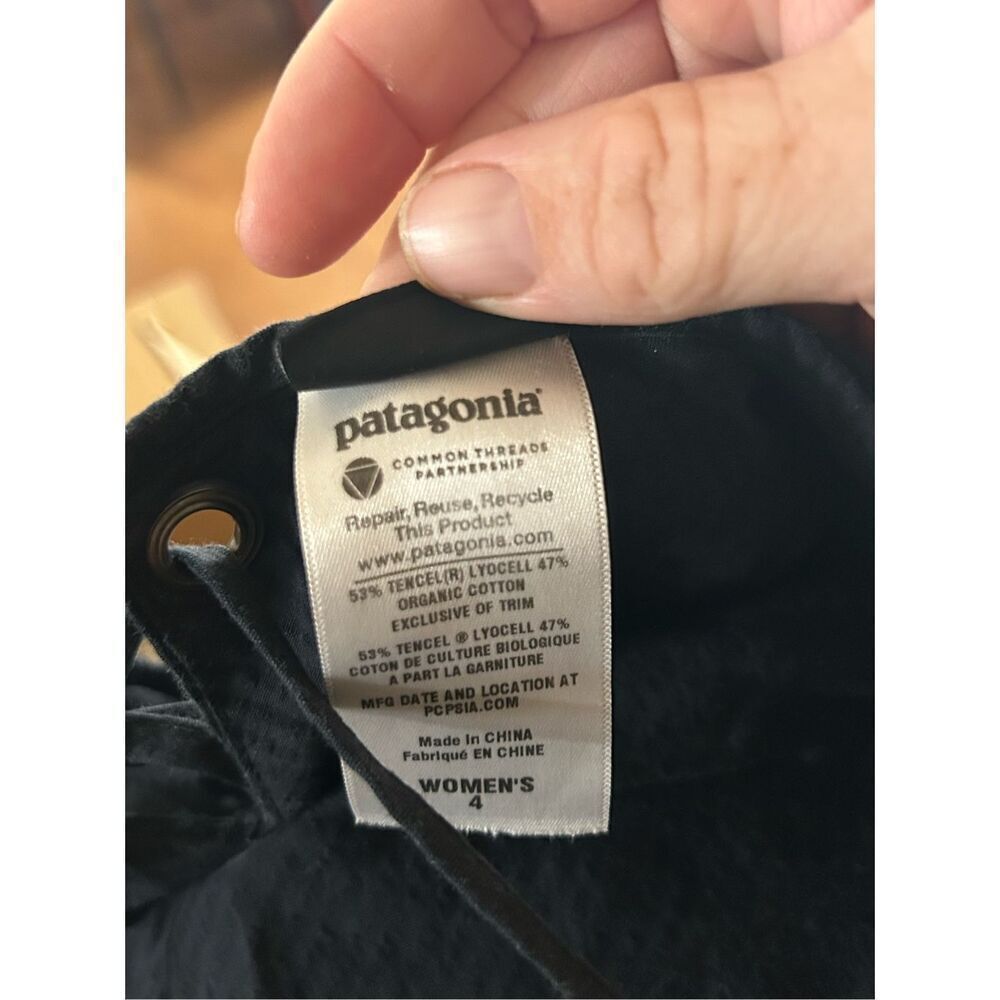 Patagonia Dress Womens 4 Black Excellent Tencel Organic Cotton Tiered V-Neck - Picture 5 of 6